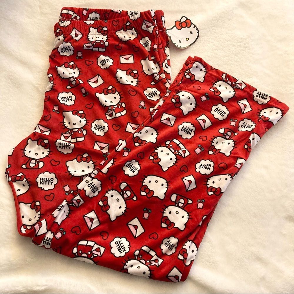 NWT Hello Kitty Red Valentines Pajama Lounge Pants Face Pattern XL Super Soft